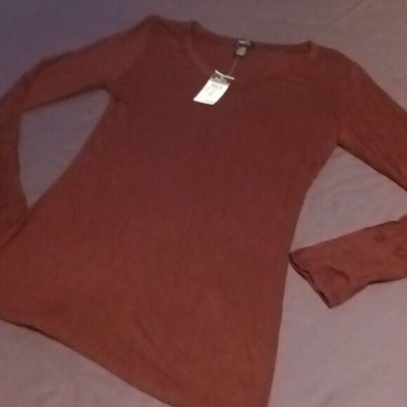 Rue21 Ladies Top - Size XL - NWT  (0437) - Picture 1 of 7